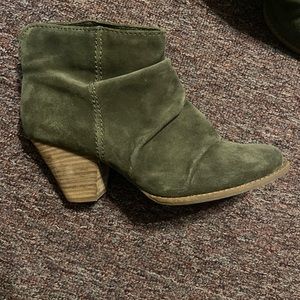 Splendid Green Suede Gathered Ankle Boots